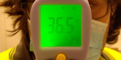 Levitec adquiere termómetros con puntera láser para el personal de obra